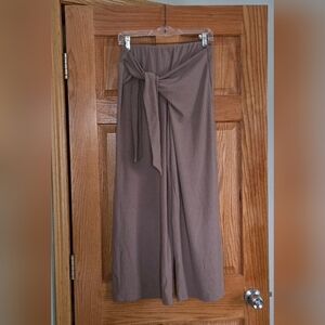 Elodie pull-on front tie wide leg pants size MEDIUM